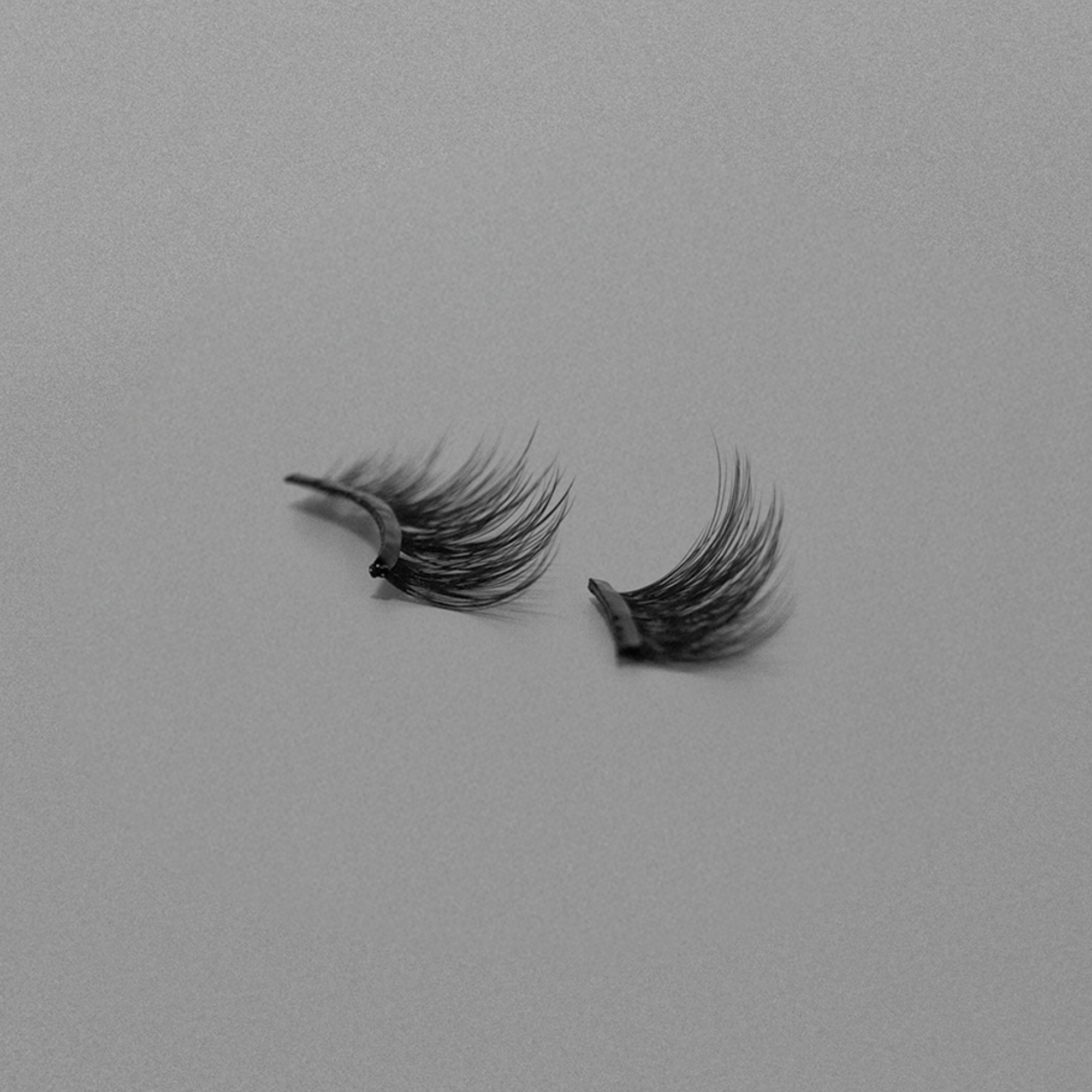 Ebe Half Lashes - Yana - Wispy Long