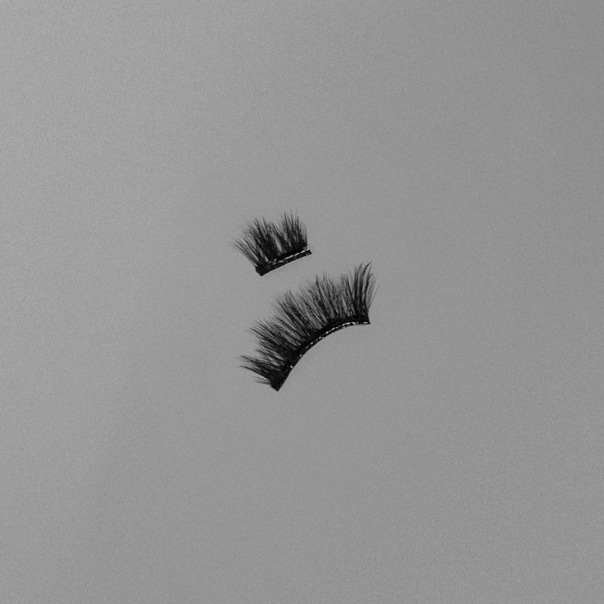 Ebe Half Lashes - Yana - Wispy Short